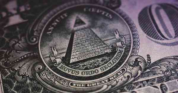 大数据包含设备数据的行业文章