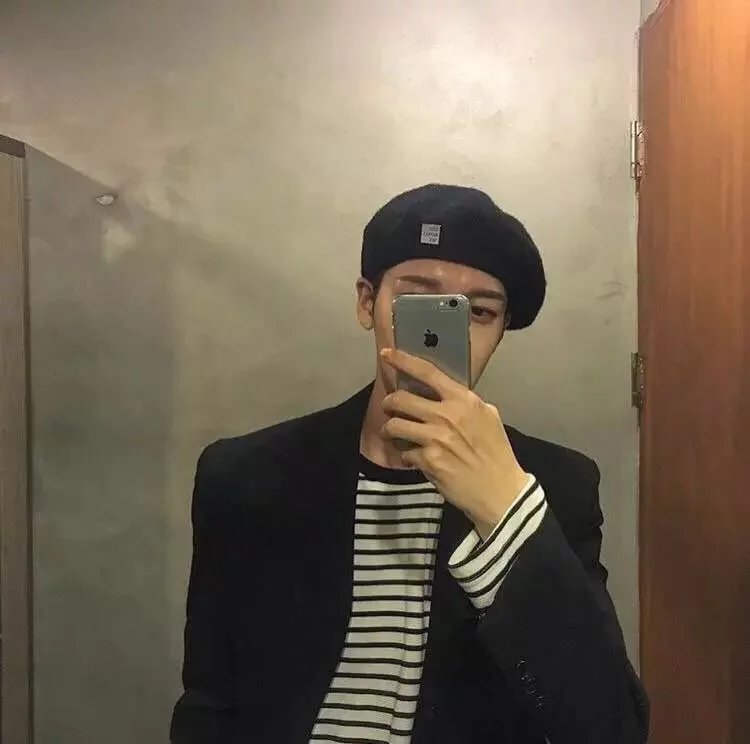 封保天黛