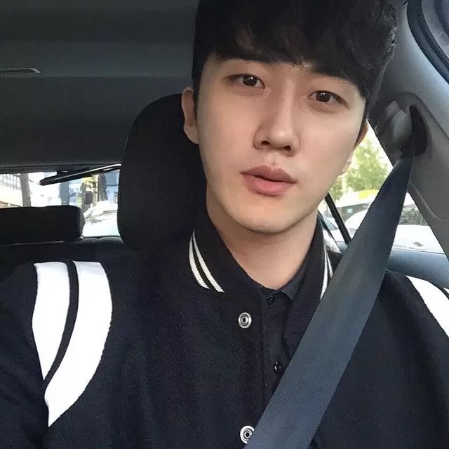 别轮之舒