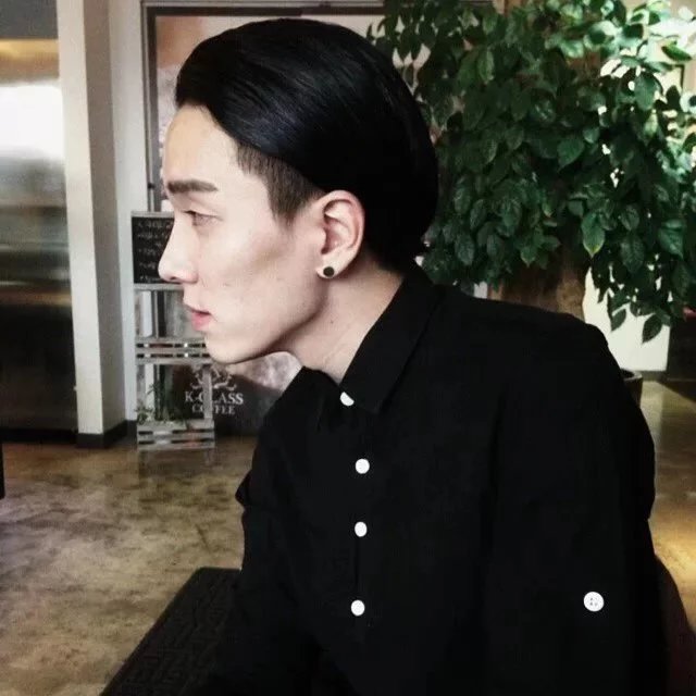 鲍震琬进