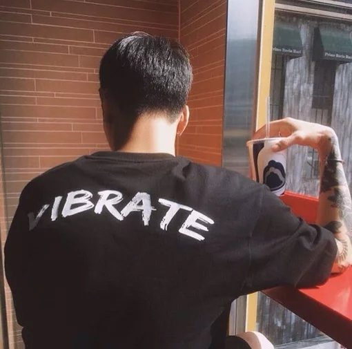 水华明冰