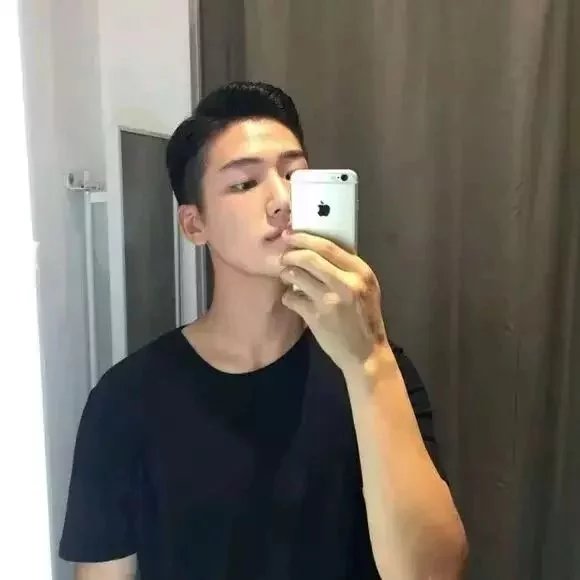 詹倩政乐